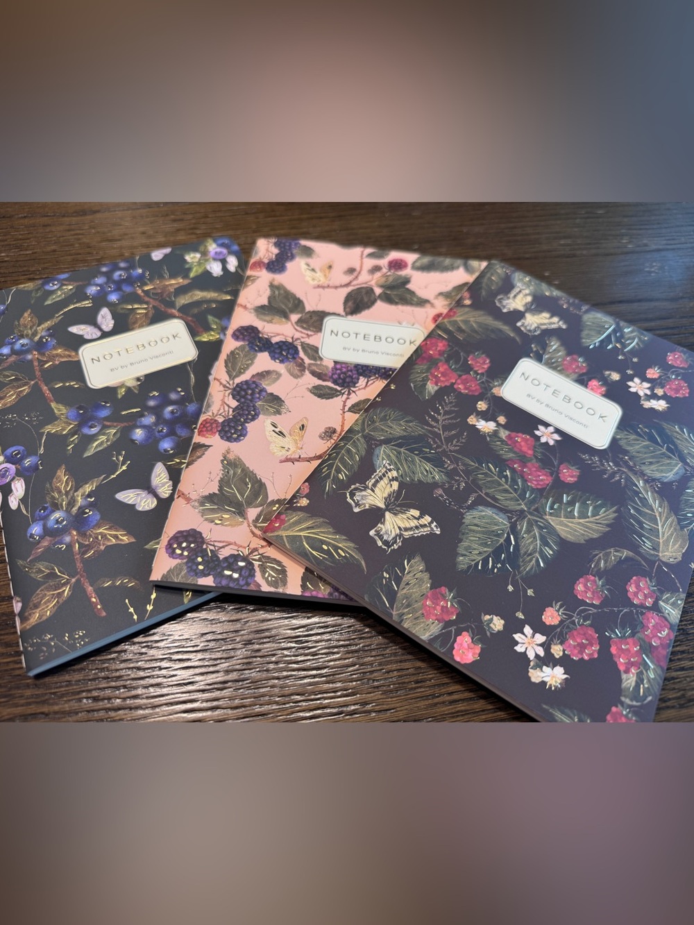 Set of 3 Gorgeous Gold Foil Detailed Soft Touch Notebook Journals- lovely gift! - Picture 6 of 10